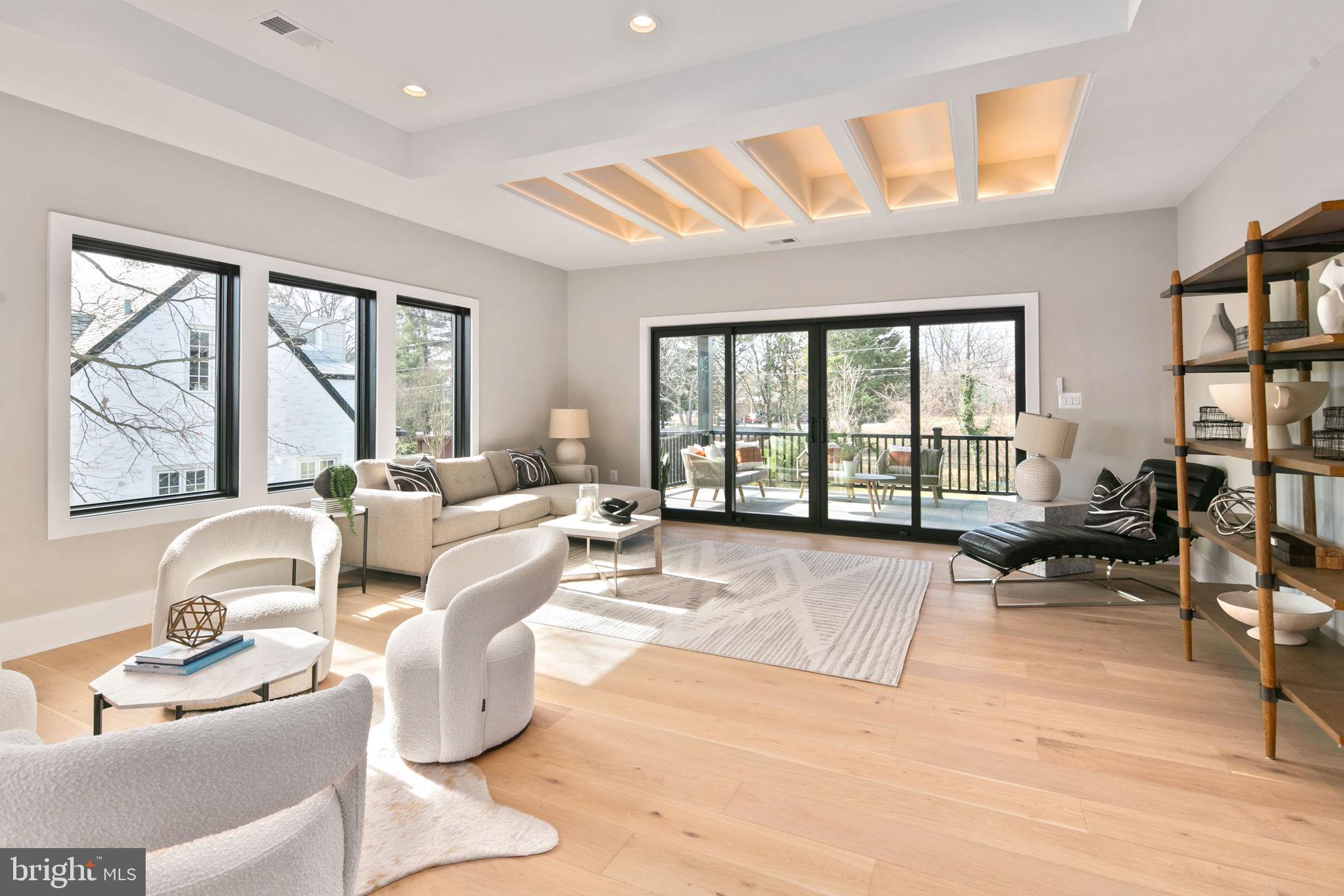 ARLINGWOOD - Residential