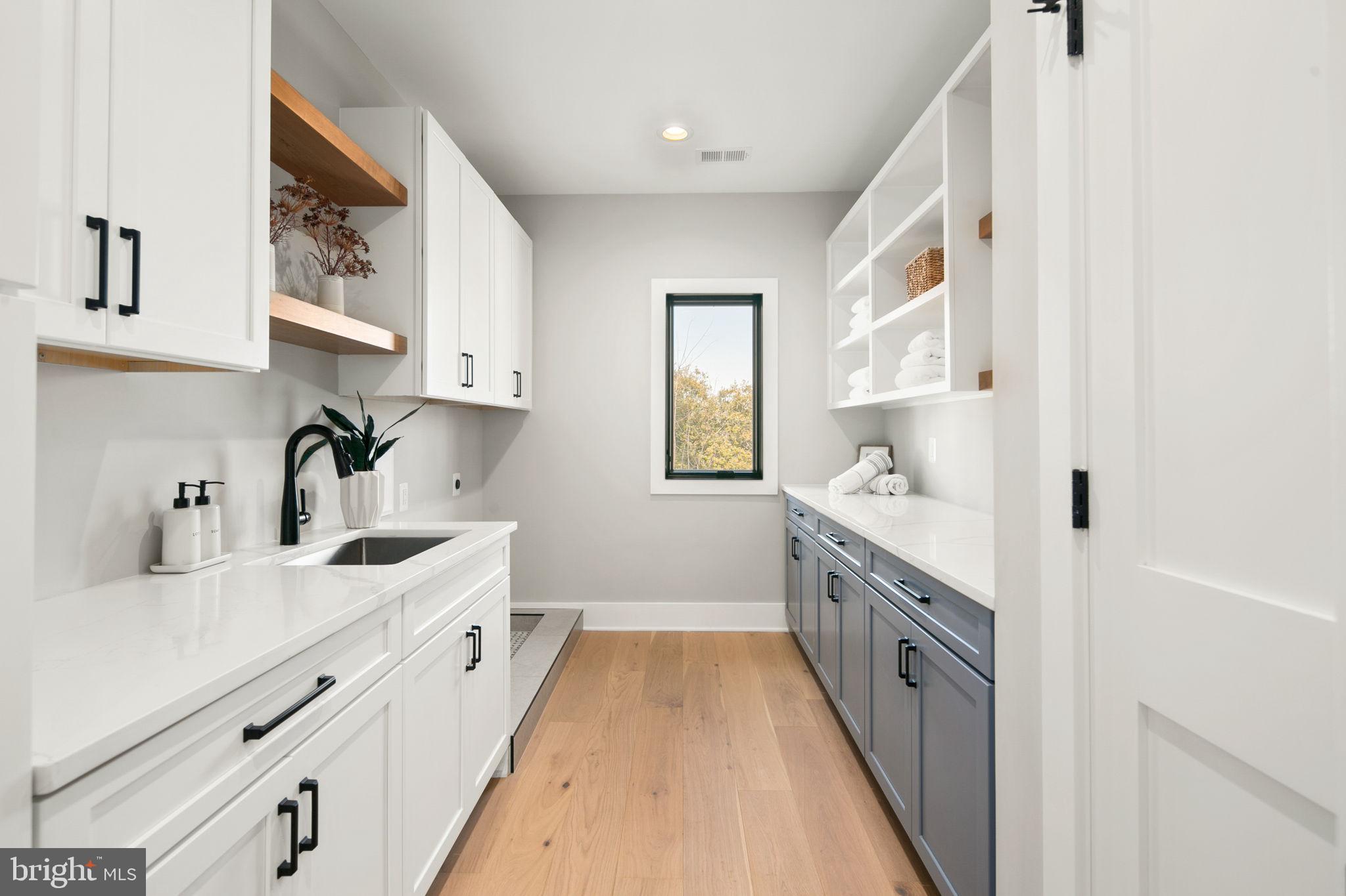 ARLINGWOOD - Residential