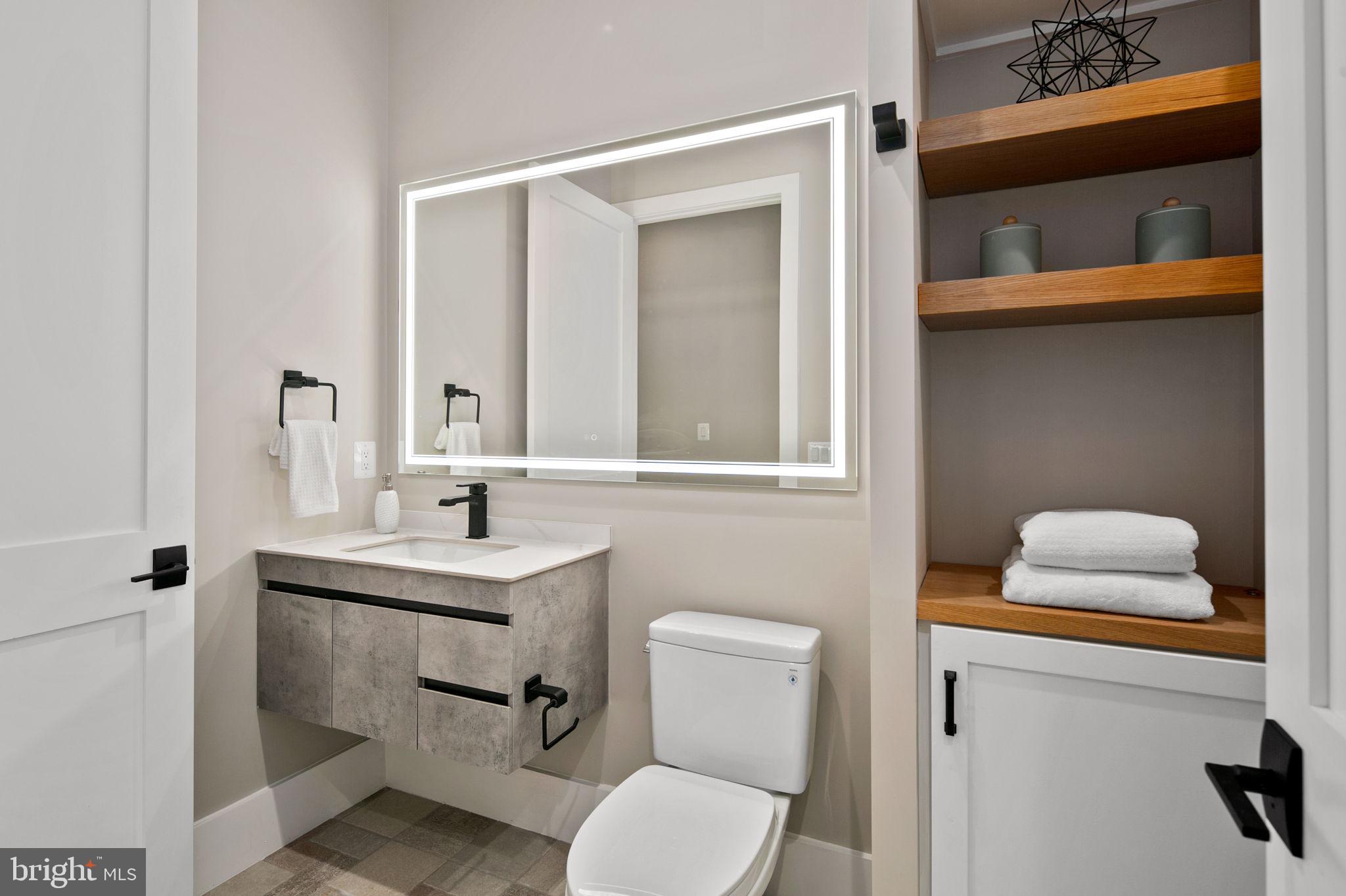 ARLINGWOOD - Residential