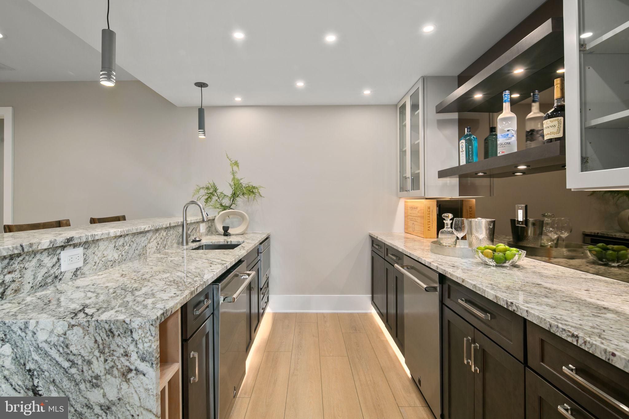 ARLINGWOOD - Residential