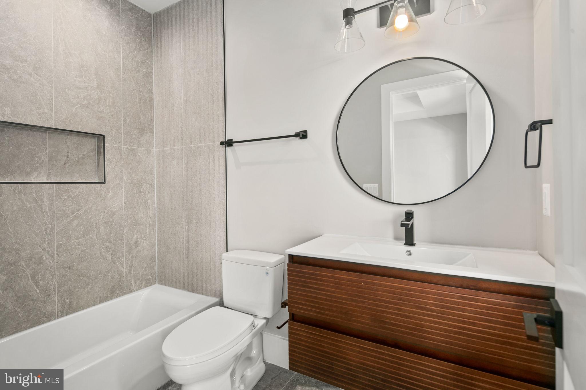 ARLINGWOOD - Residential