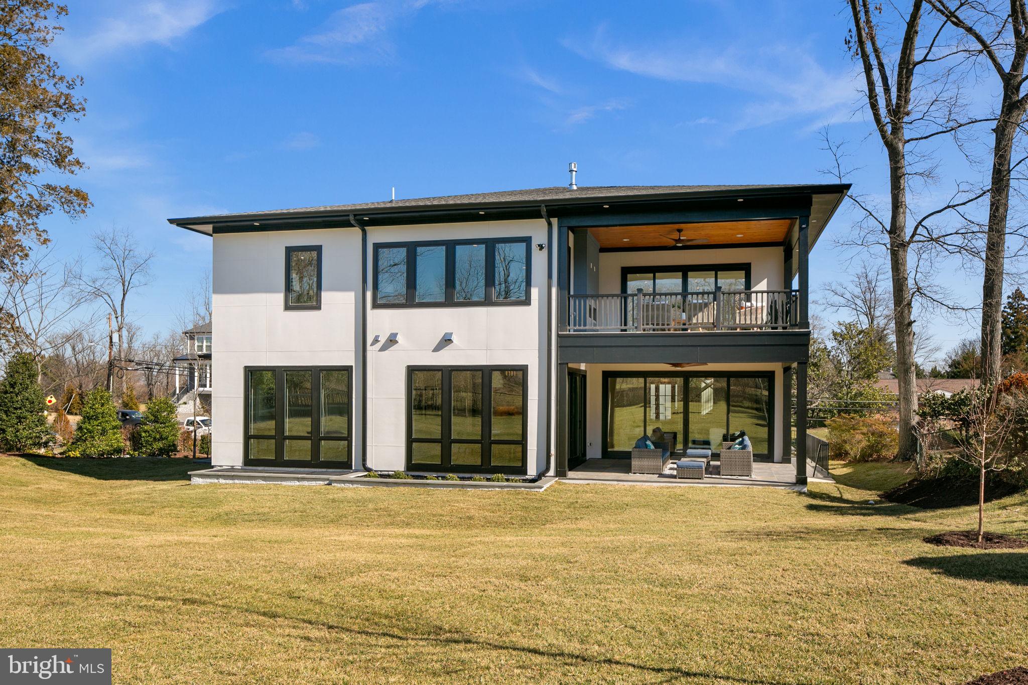 ARLINGWOOD - Residential