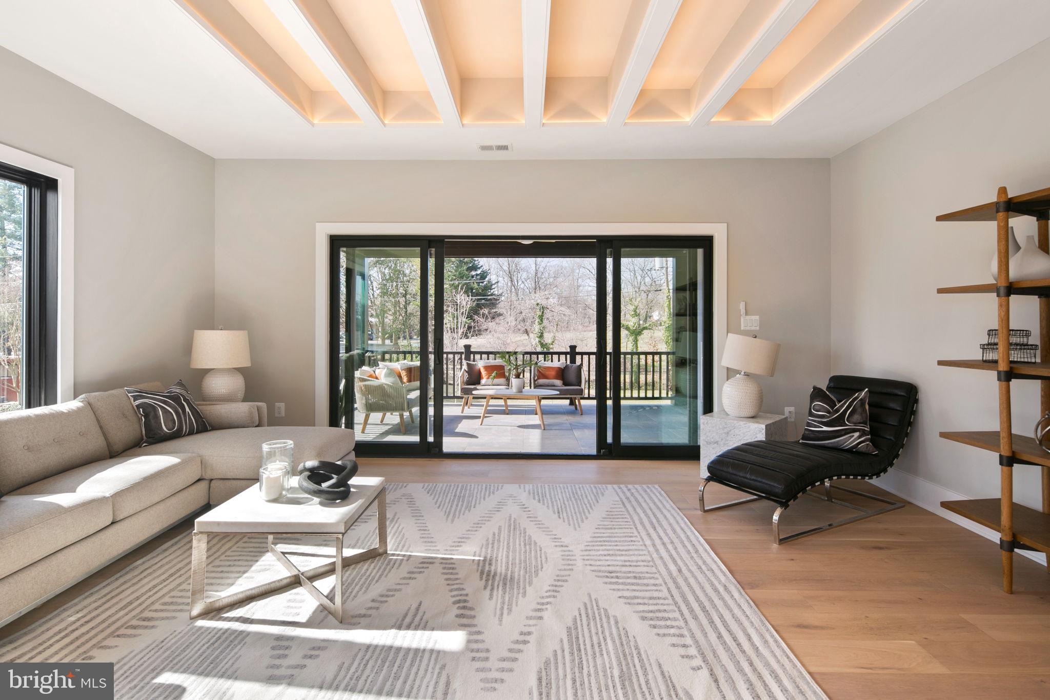 ARLINGWOOD - Residential