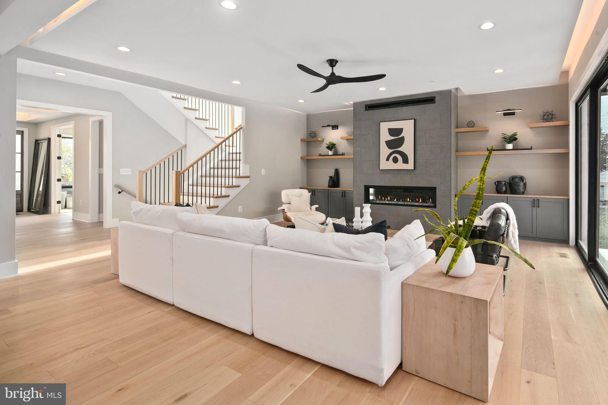 ARLINGWOOD - Residential