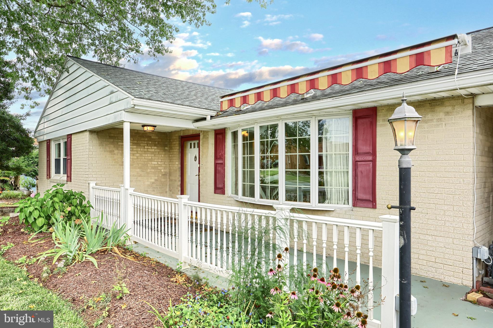4318 BRIARWOOD COURT