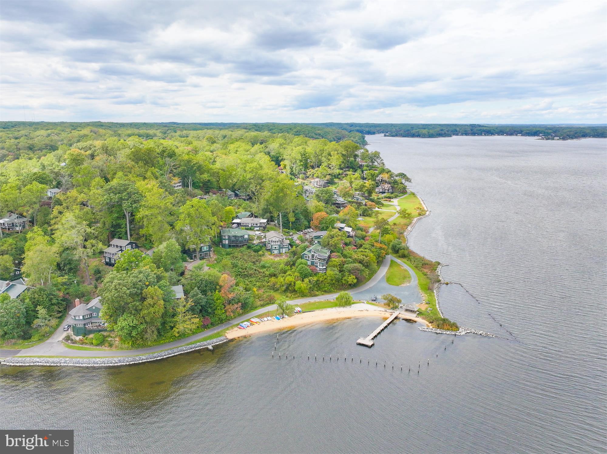 SHERWOOD FOREST - Residential