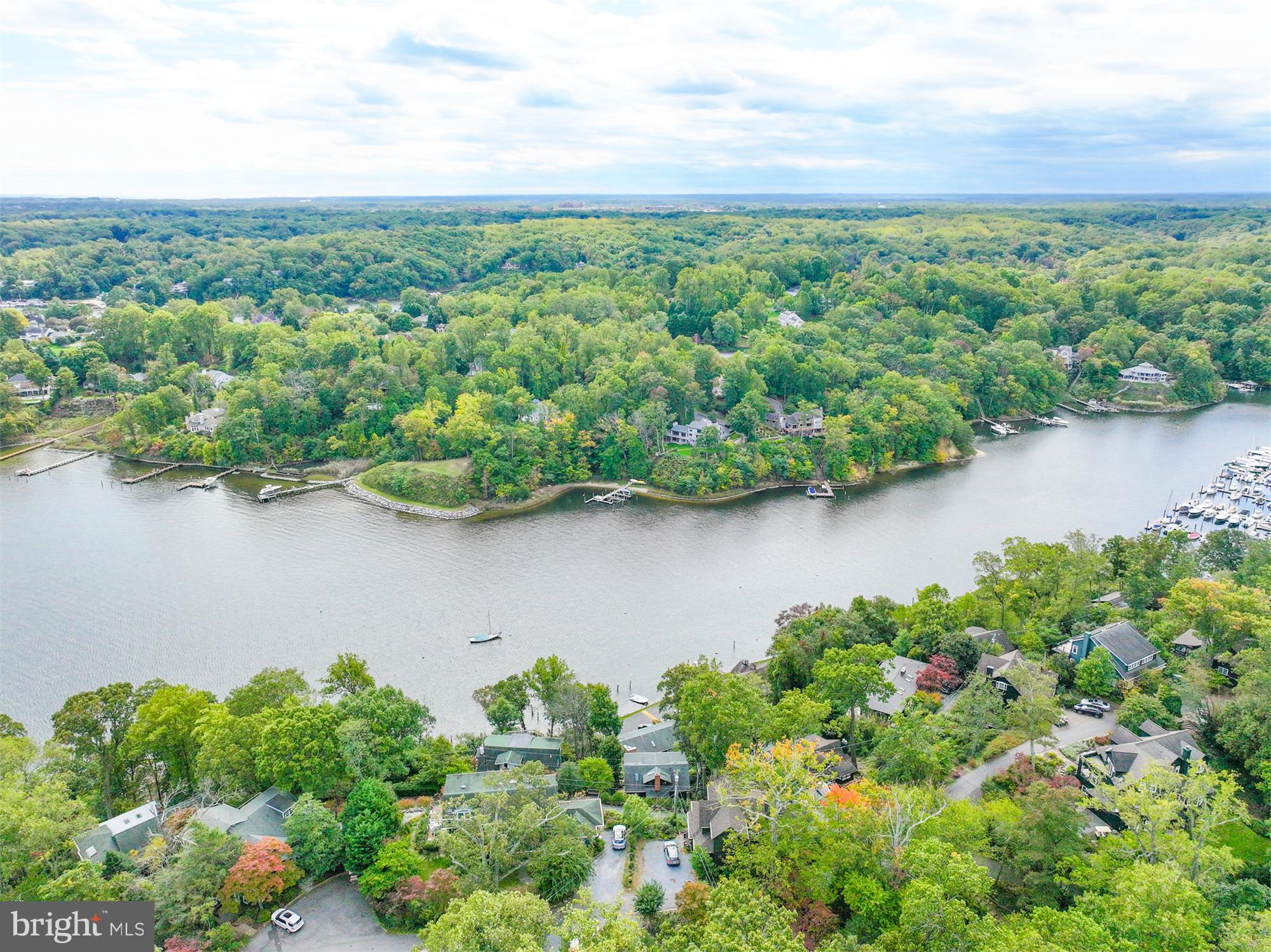 SHERWOOD FOREST - Residential