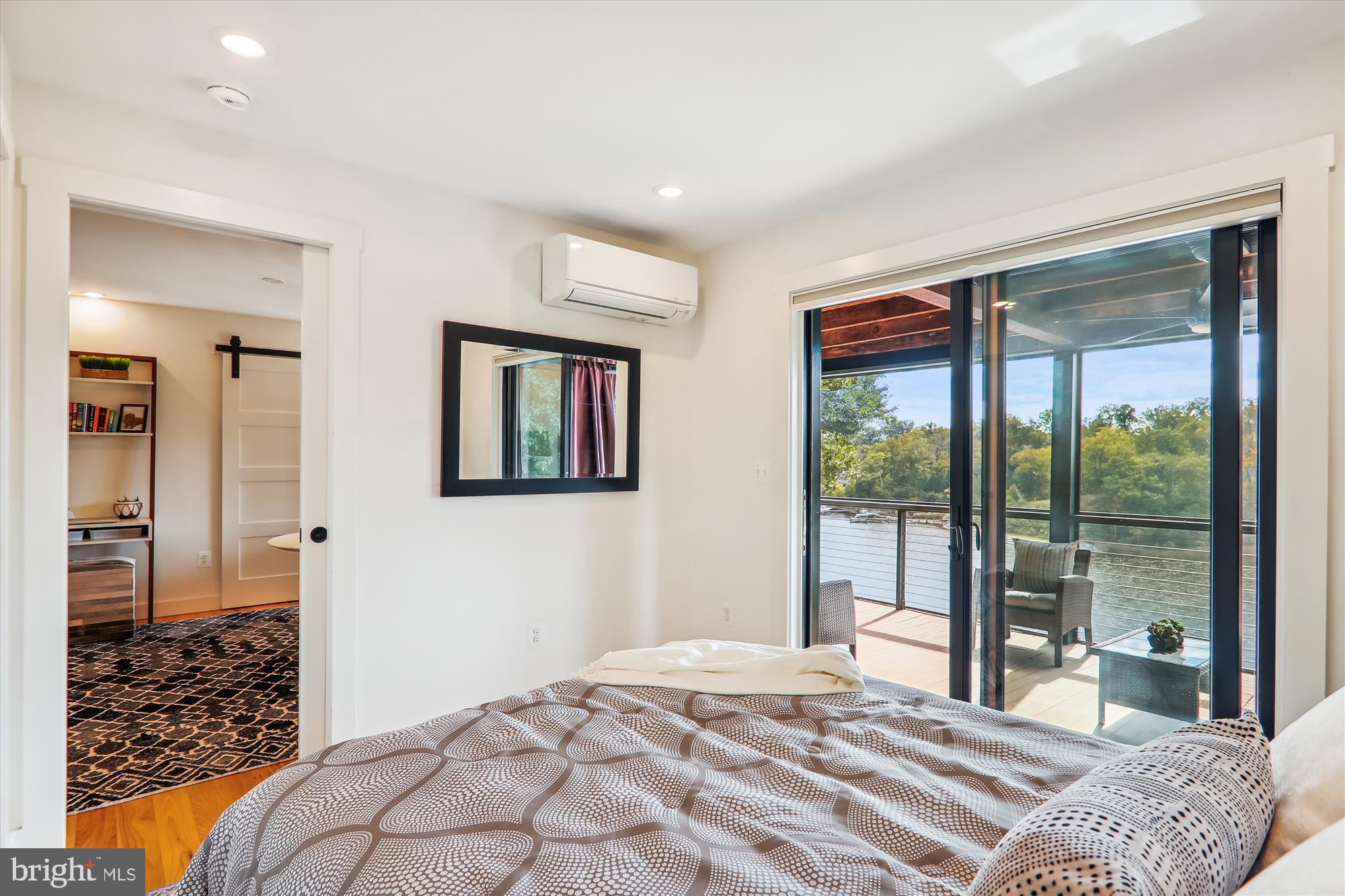 SHERWOOD FOREST - Residential