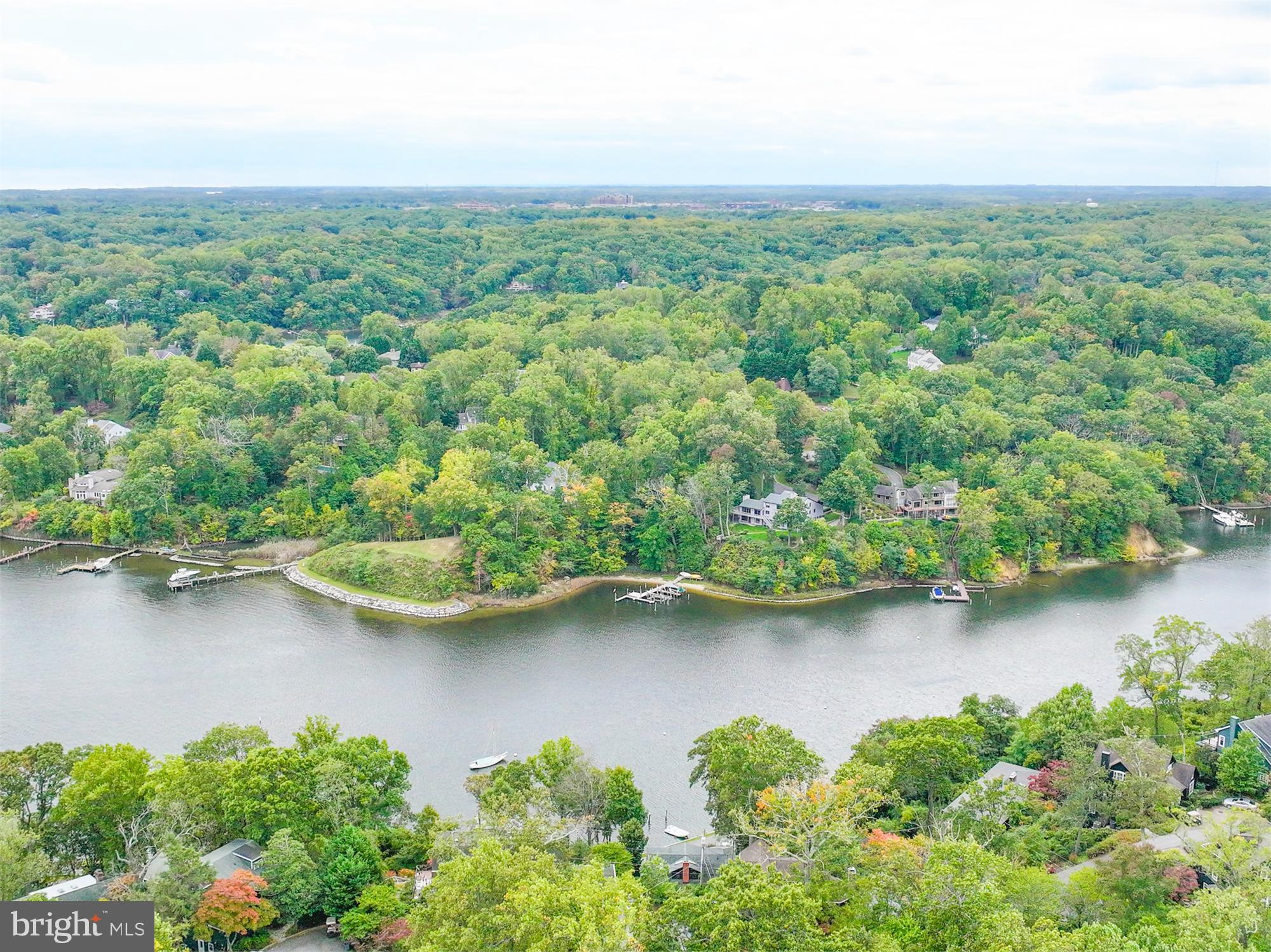 SHERWOOD FOREST - Residential