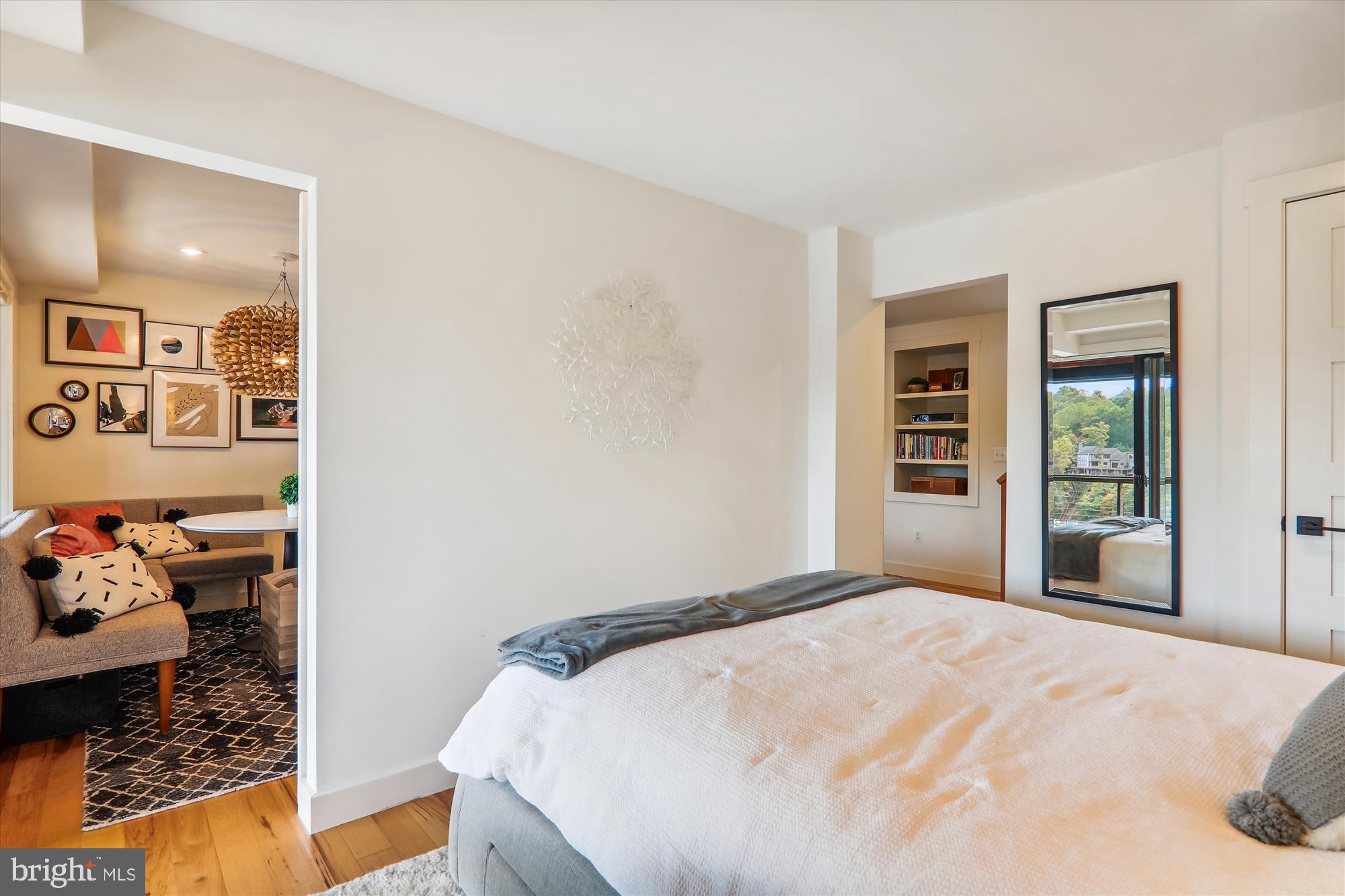 SHERWOOD FOREST - Residential