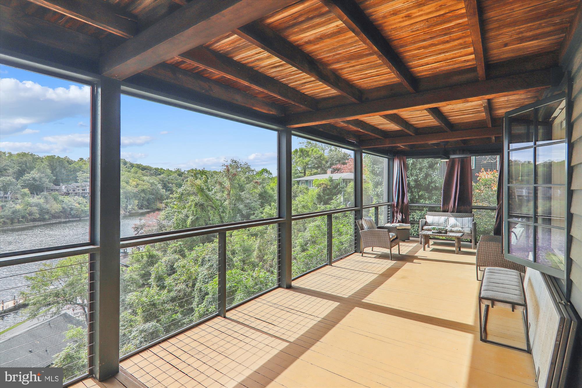 SHERWOOD FOREST - Residential