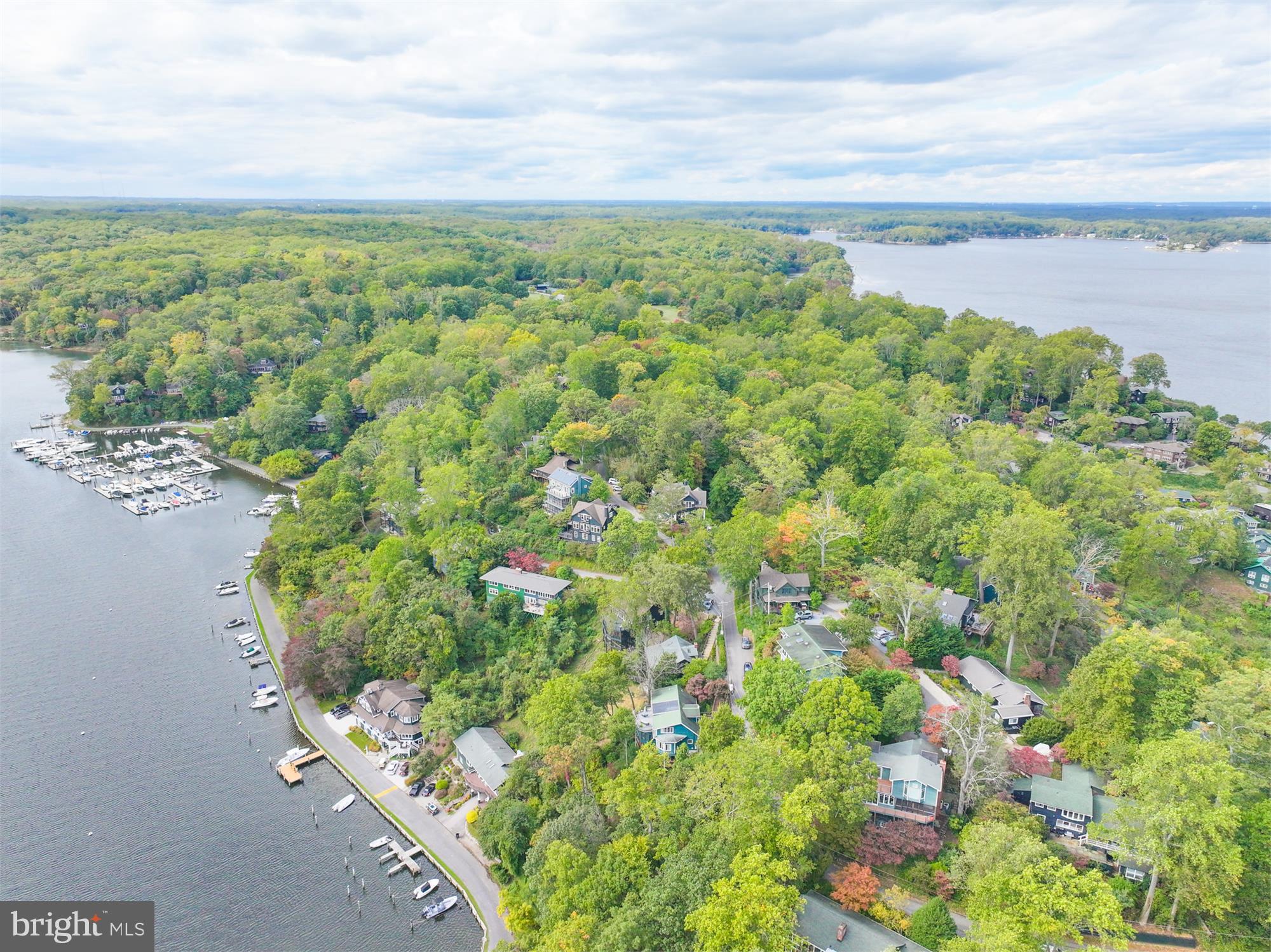 SHERWOOD FOREST - Residential
