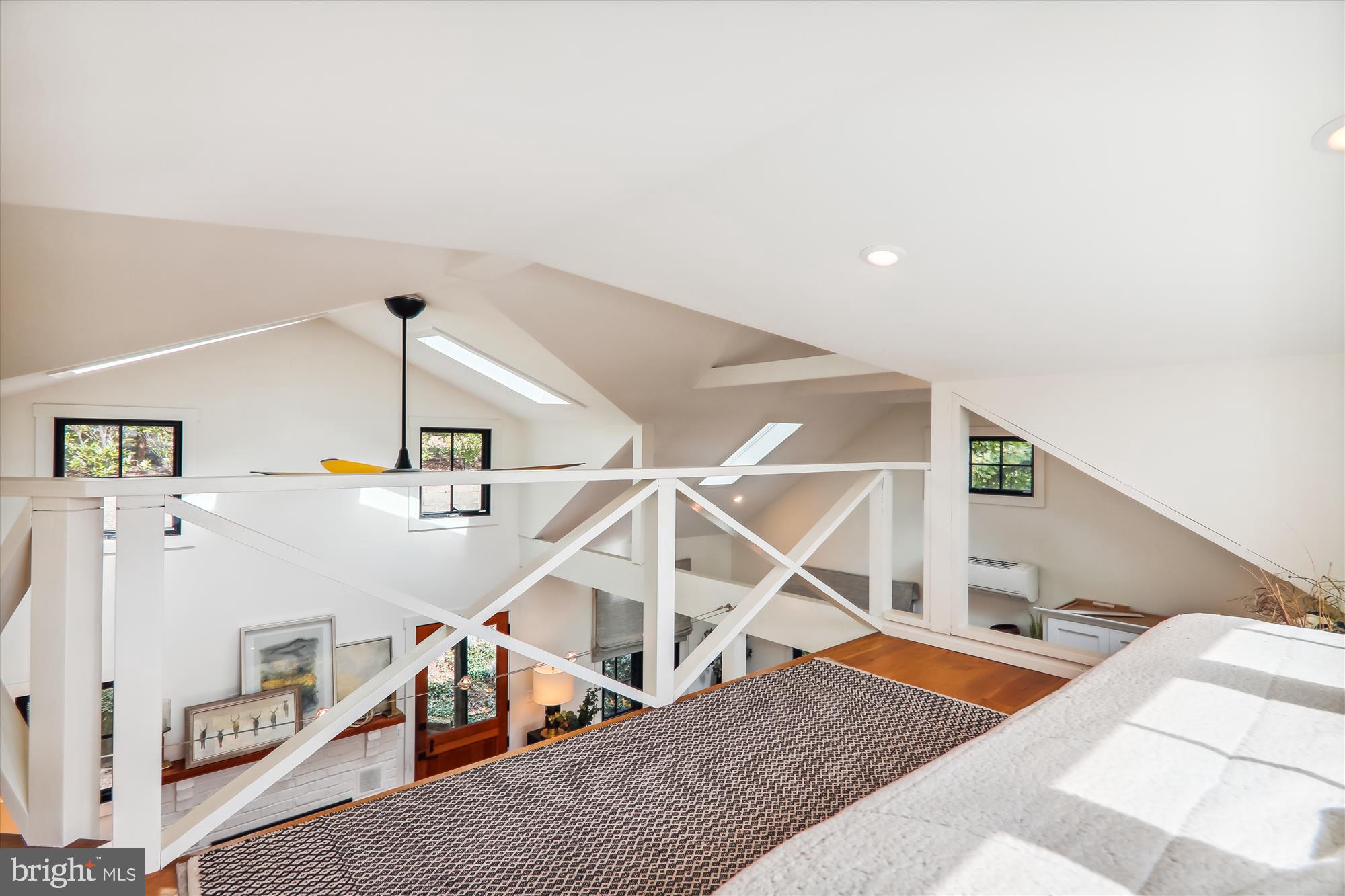 SHERWOOD FOREST - Residential