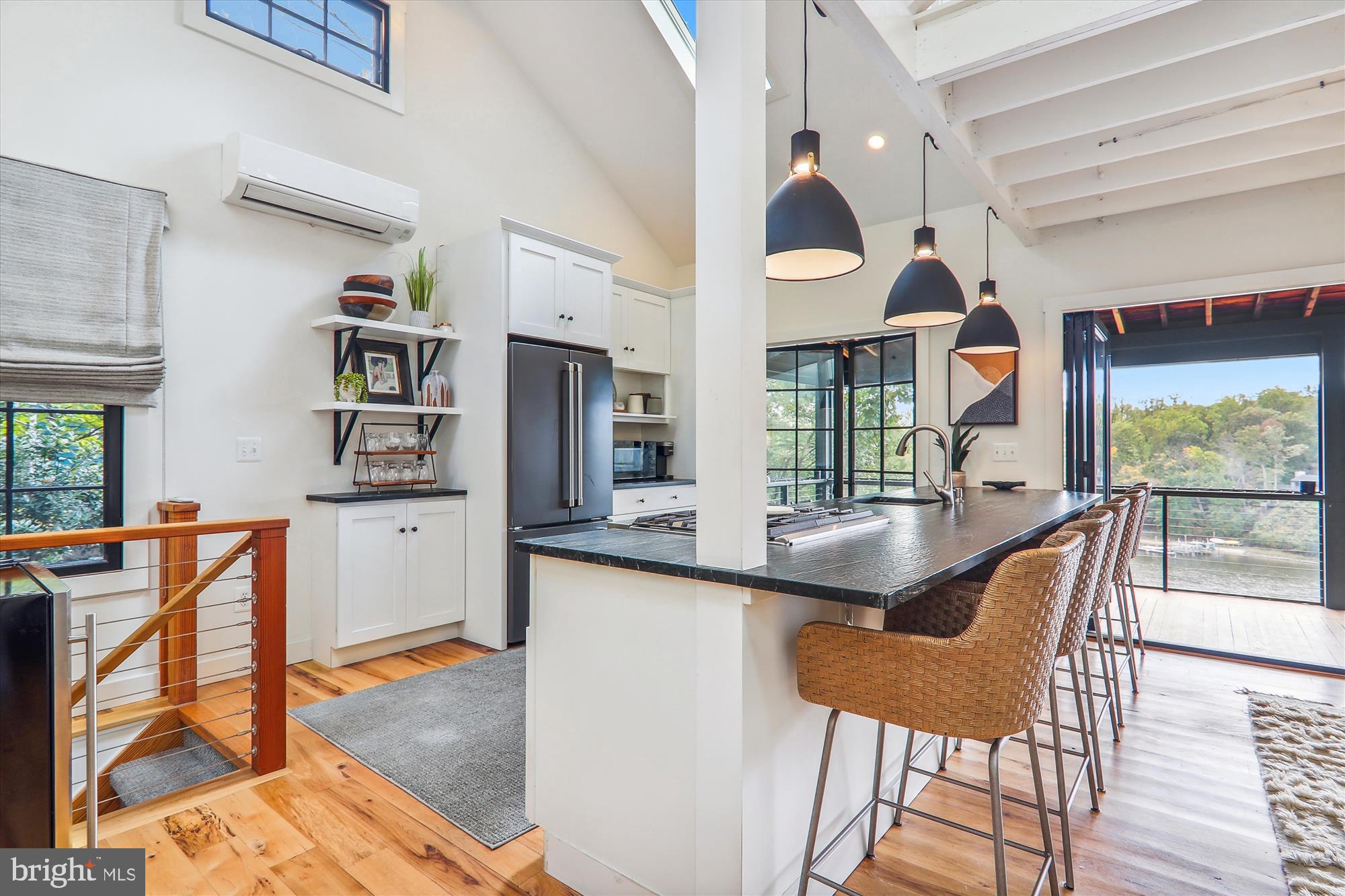 SHERWOOD FOREST - Residential