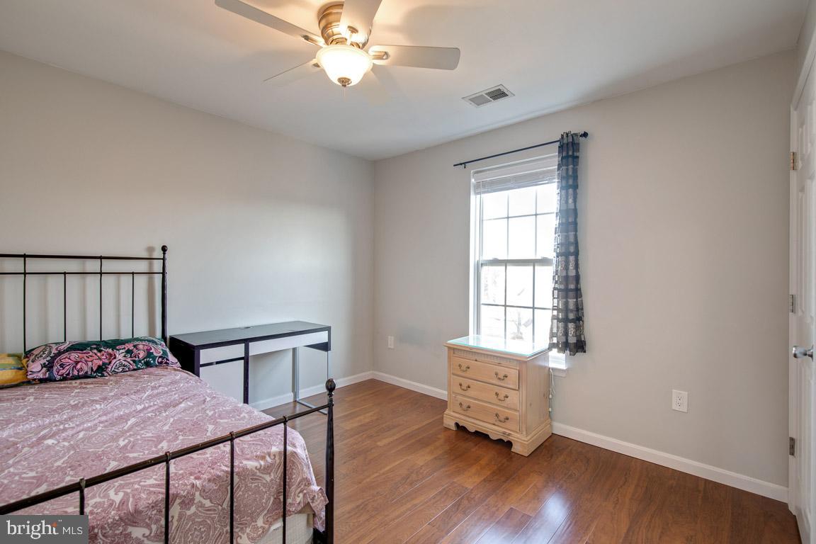 DALE CITY - Residential