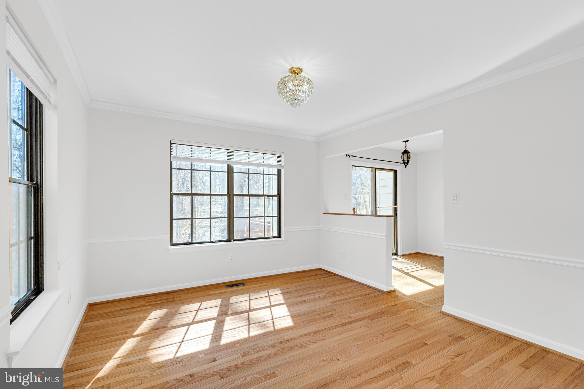 SPRINGFIELD OAKS - Residential