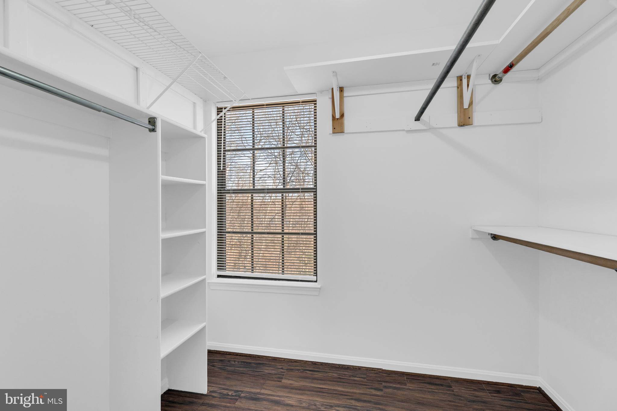 SPRINGFIELD OAKS - Residential