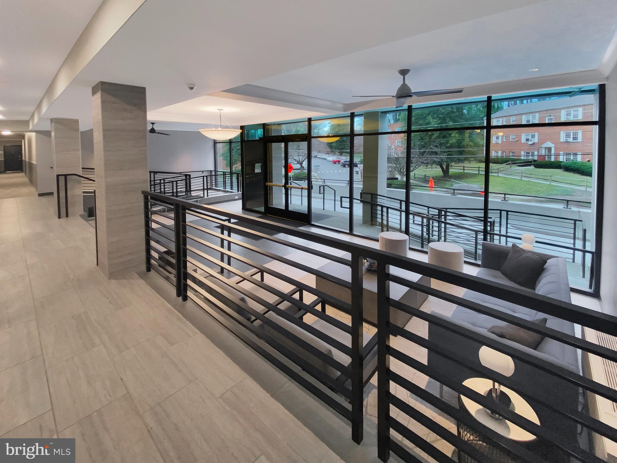 KENWOOD HOUSE - Residential Lease