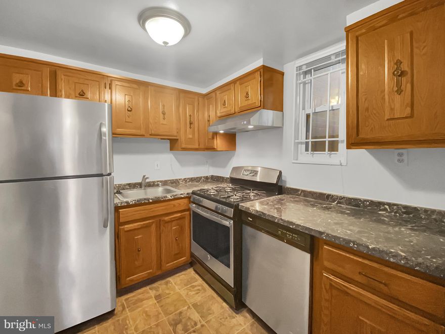 Beautiful and spacious (788+ Square Foot) one bedroom and one full bath condo. LOCATION, LOCATION, LOCATION, 1 min to purple line station, 7 min to Red Line Silver Spring Metro Station. Stainless Steel Appliances and new carpet flooring. Recently painted. One car parking. All utilities (Gas, water, electric and parking) included for $101 extra. (Internet is not included) (Total including utilities is $1500). Pets allowed on case by case basis. Remodeled lobby and recently painted hallways.