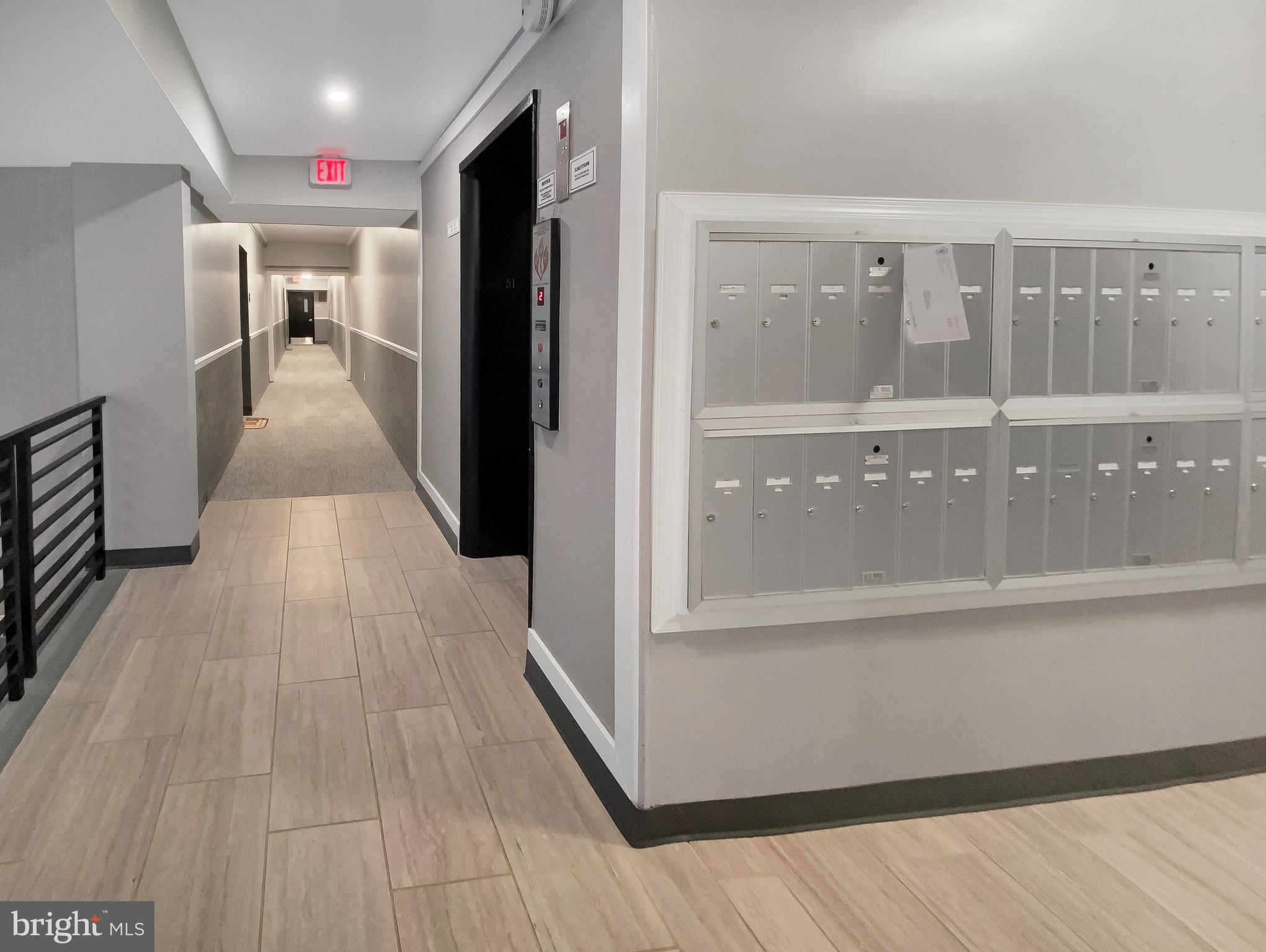 KENWOOD HOUSE - Residential Lease