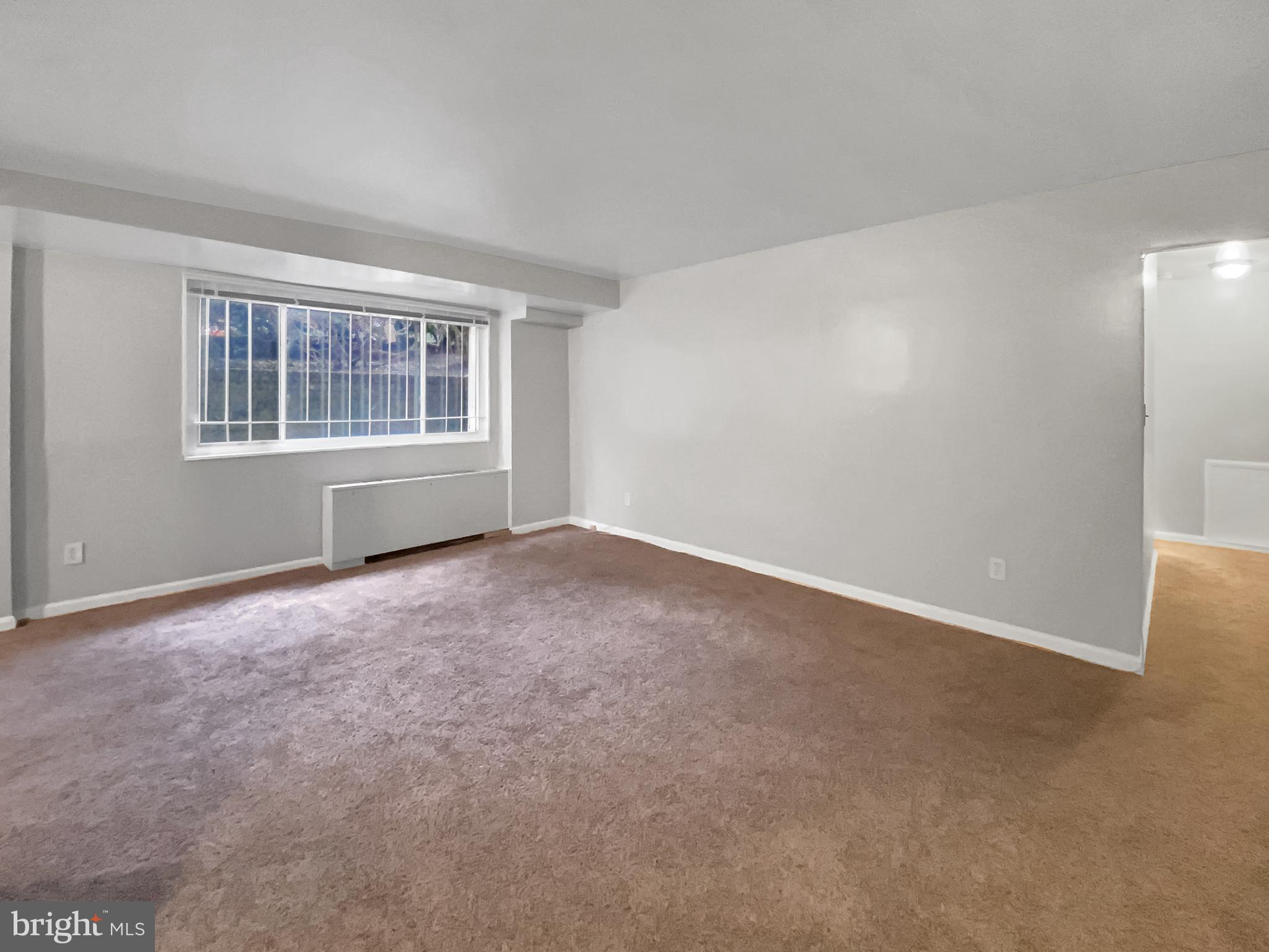 KENWOOD HOUSE - Residential Lease