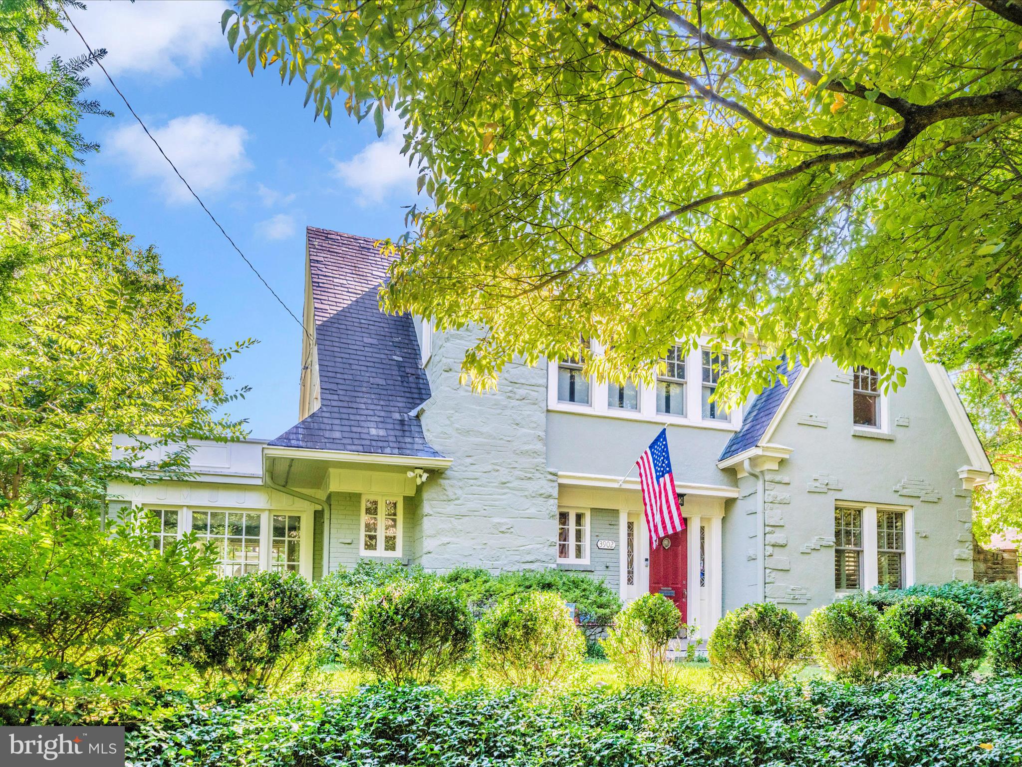 CHEVY CHASE - Residential