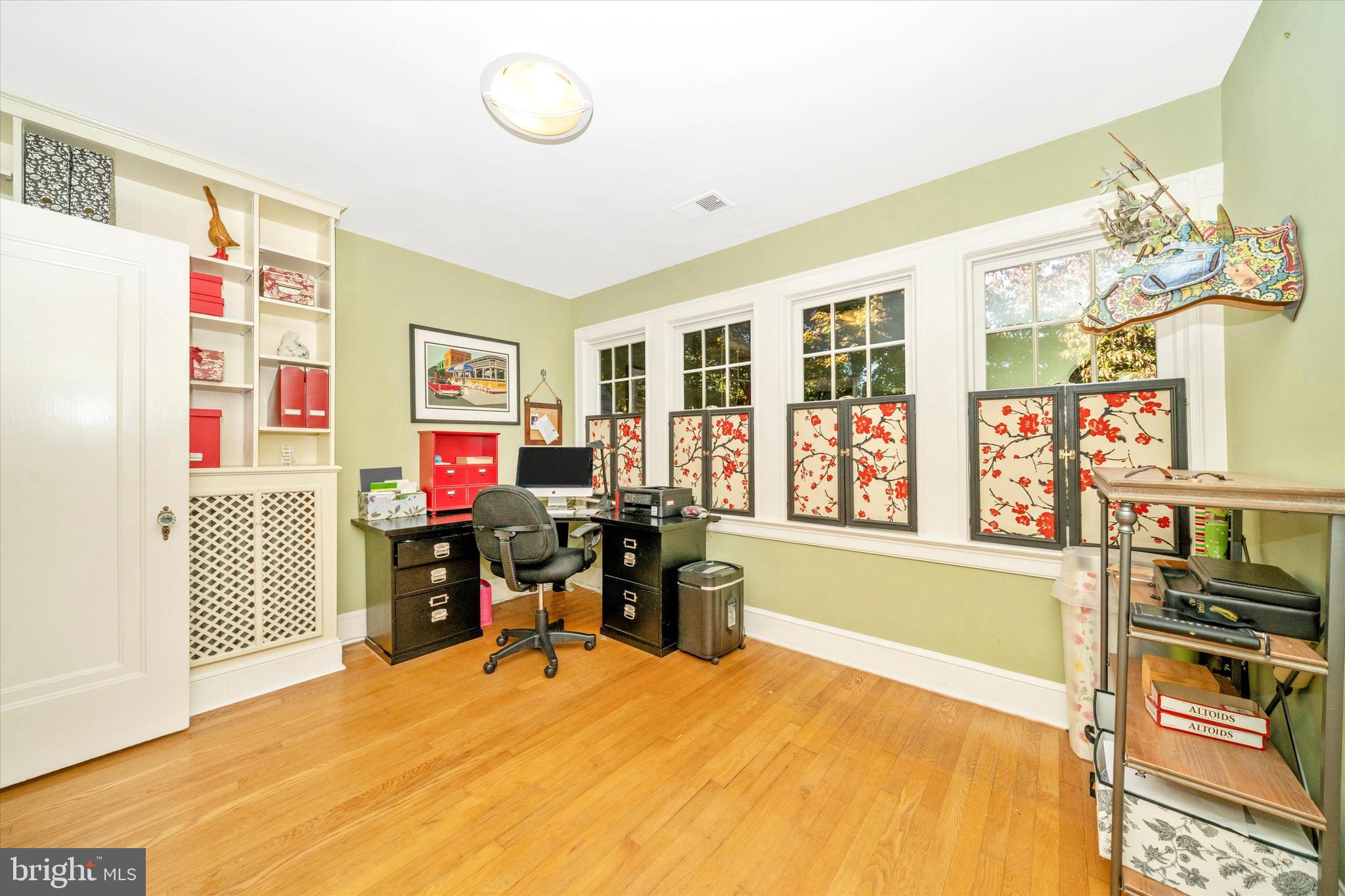 CHEVY CHASE - Residential