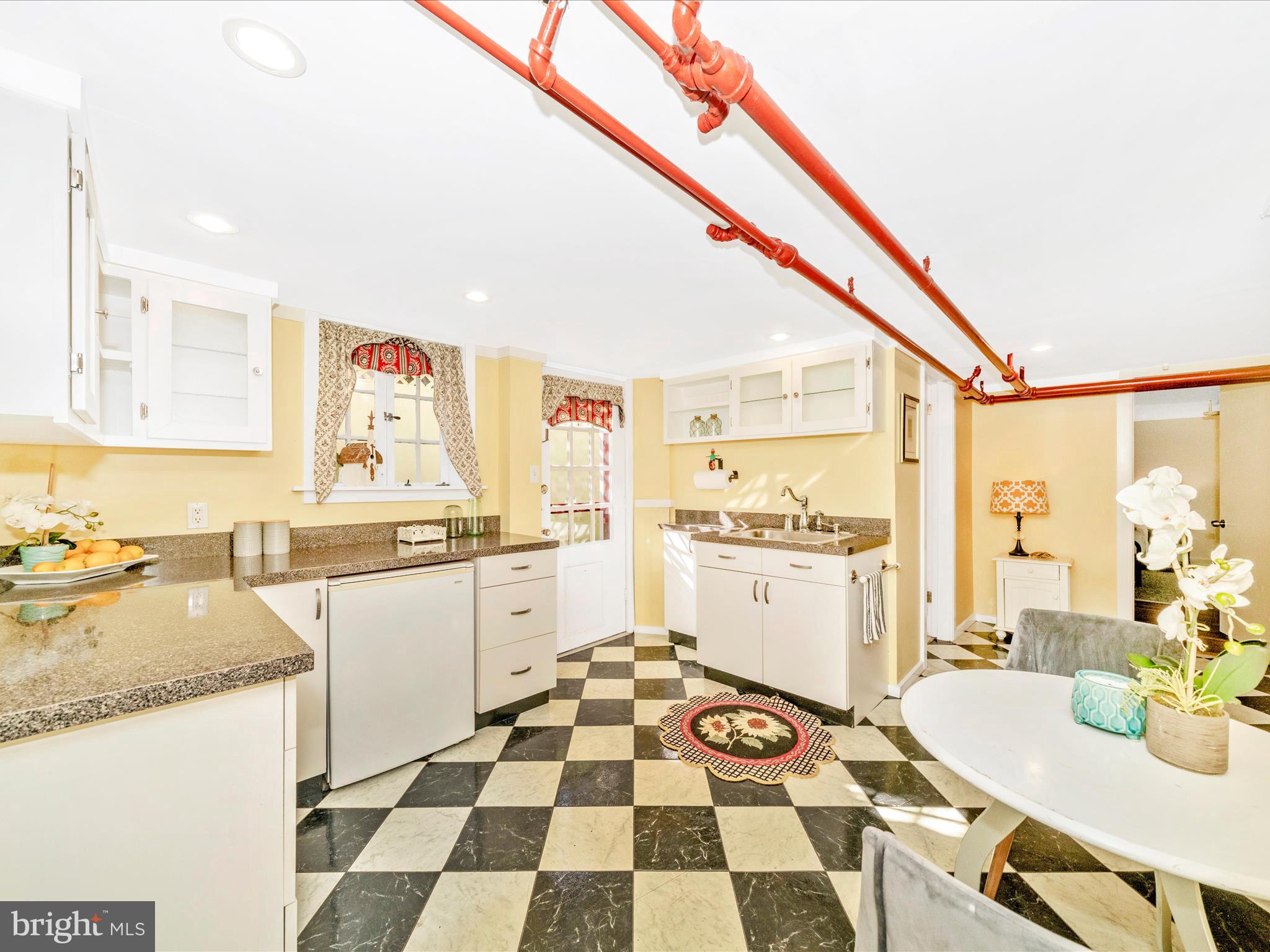 CHEVY CHASE - Residential