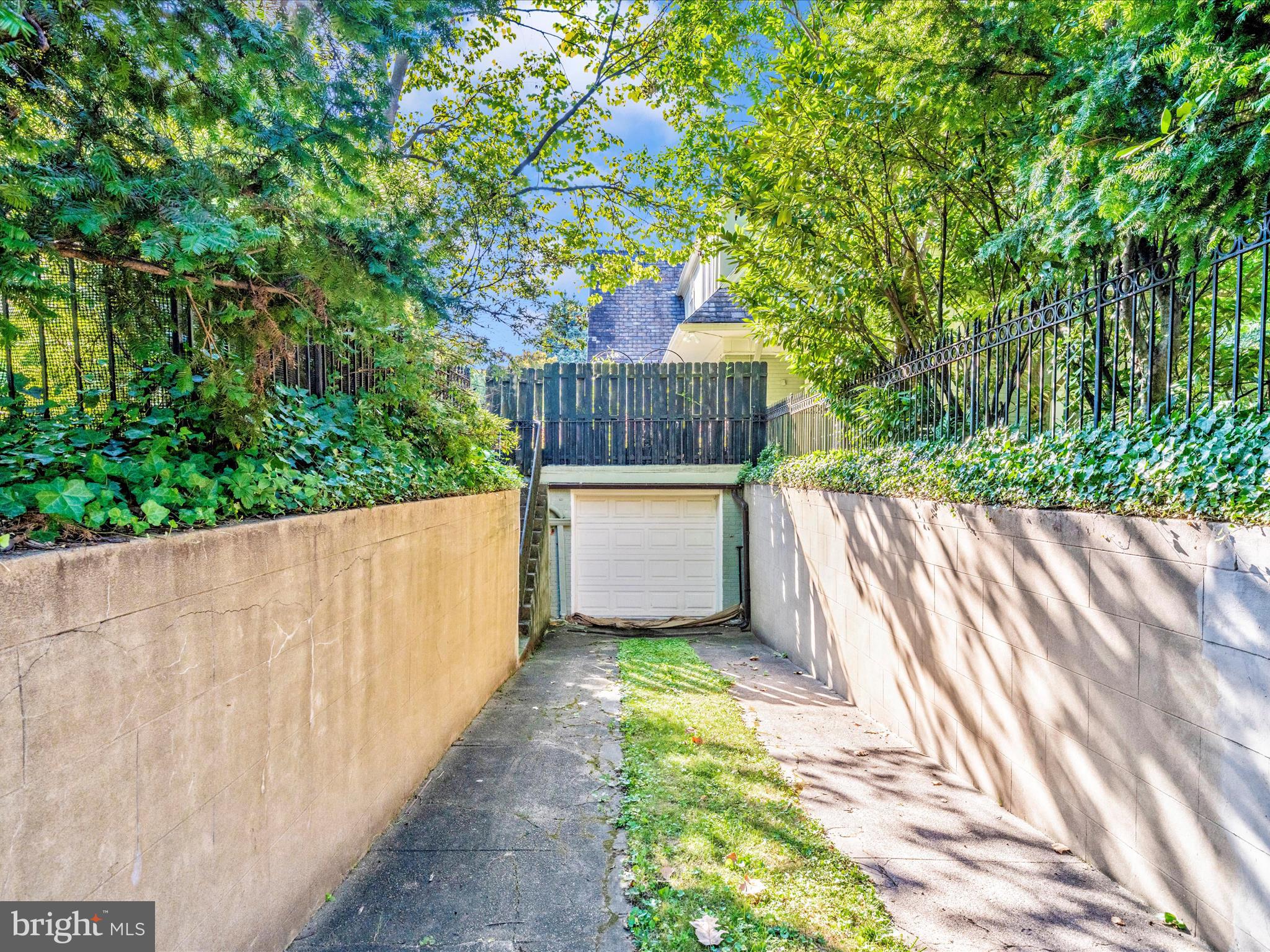 CHEVY CHASE - Residential