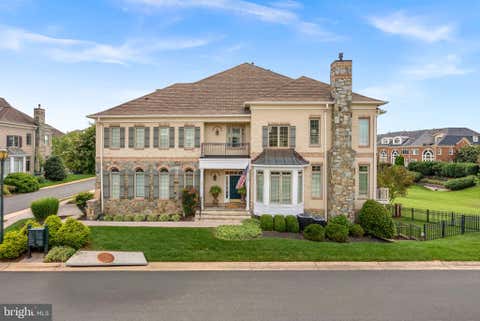 Photo of 18357 Eagle Point Square, LEESBURG, VA 20176 (MLS # VALO2134922)