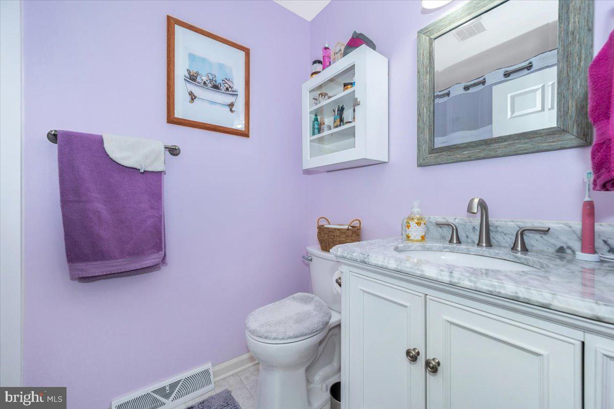 TOWNE OAK VILLAGE - Residential