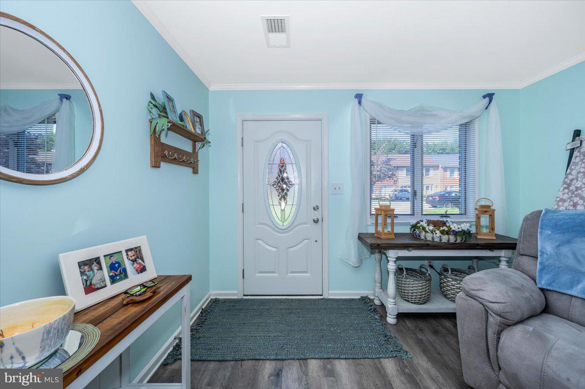 TOWNE OAK VILLAGE - Residential