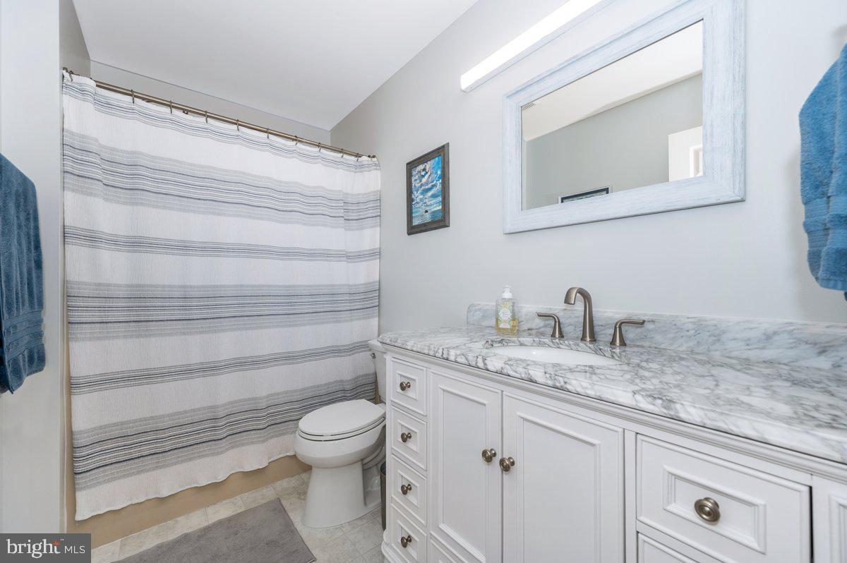 TOWNE OAK VILLAGE - Residential