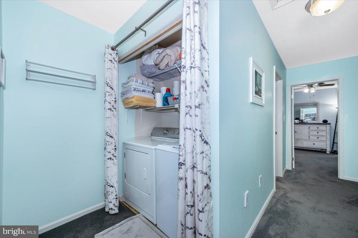 TOWNE OAK VILLAGE - Residential