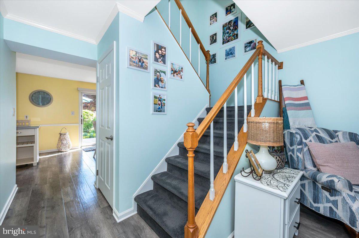 TOWNE OAK VILLAGE - Residential