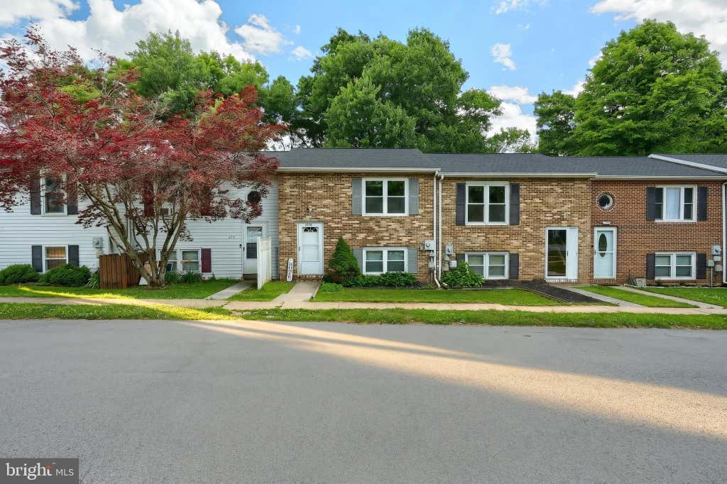 Photo of 278 Juniper Drive, ETTERS, PA 17319 (MLS # PAYK2104314)