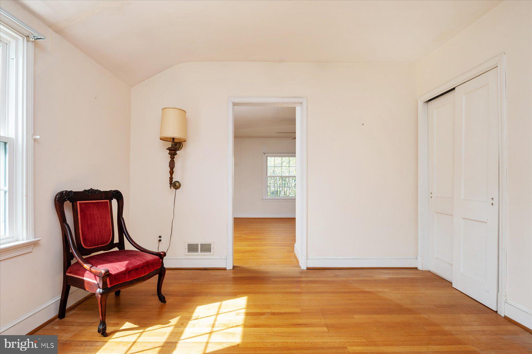 OLDE SEVERNA PARK - Residential