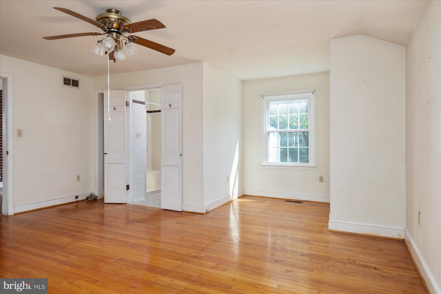 OLDE SEVERNA PARK - Residential