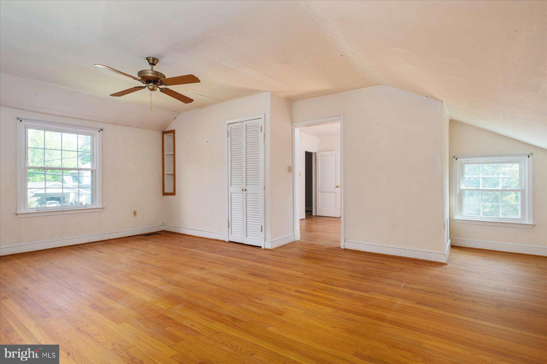 OLDE SEVERNA PARK - Residential