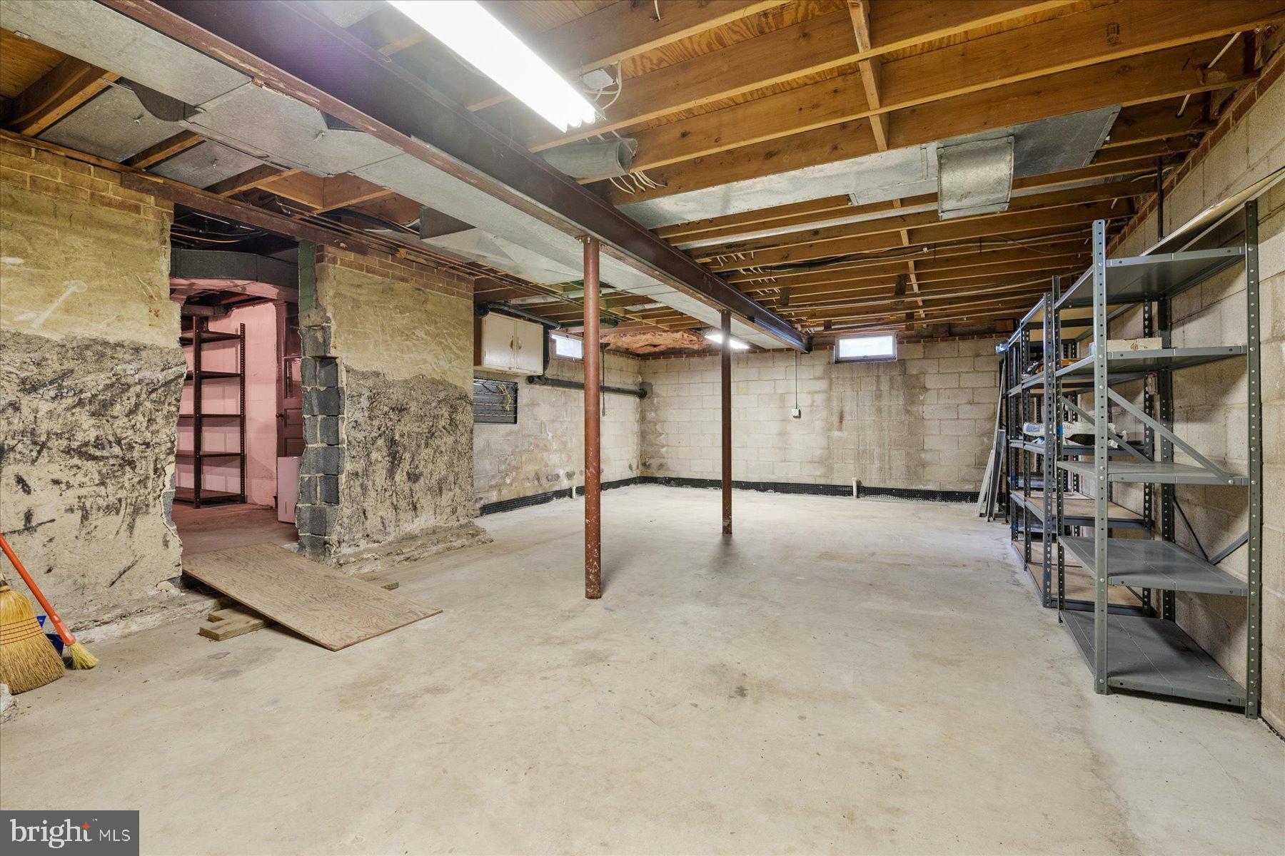 OLDE SEVERNA PARK - Residential