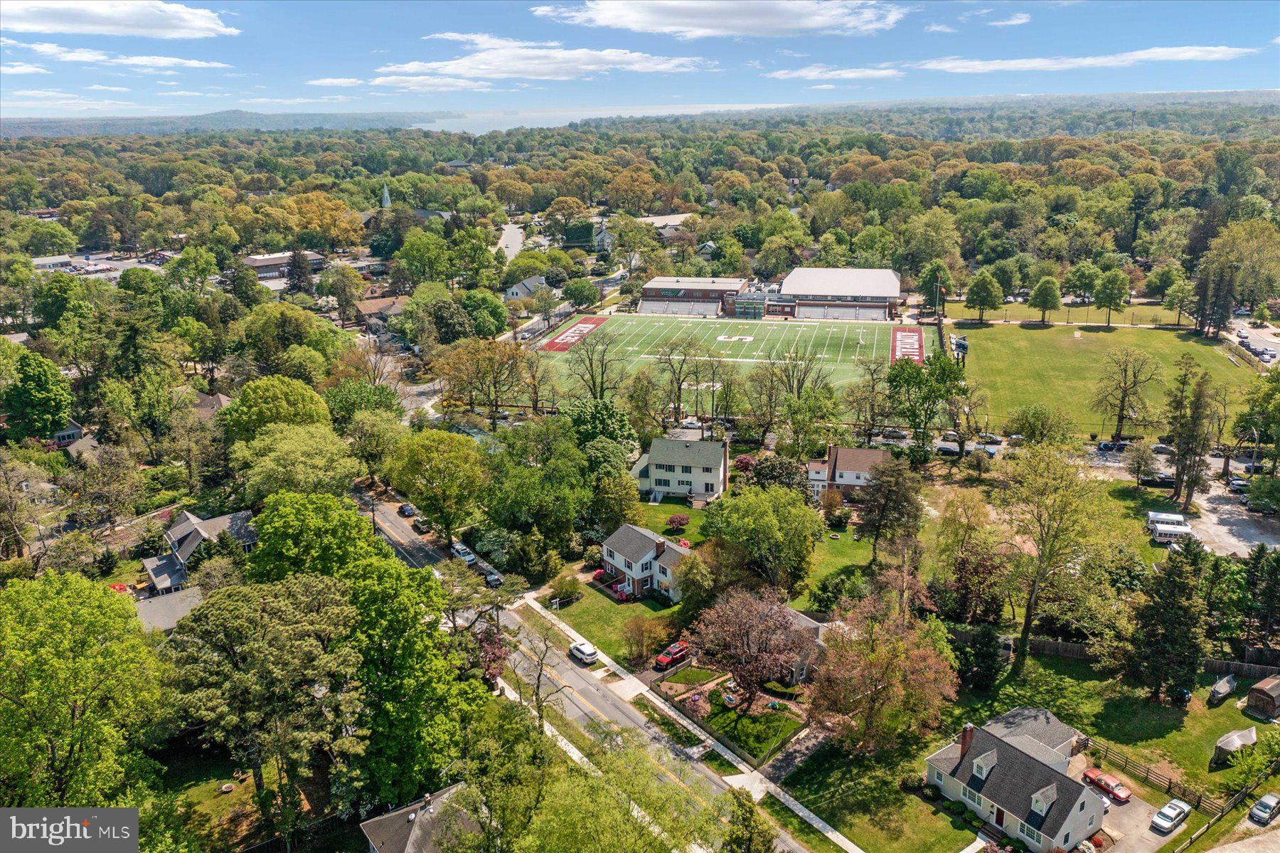 OLDE SEVERNA PARK - Residential