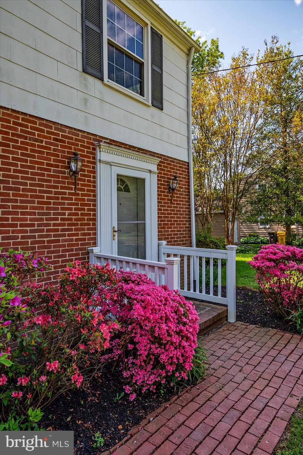 OLDE SEVERNA PARK - Residential