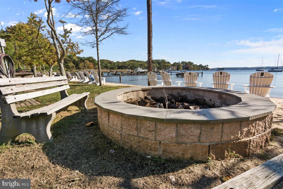 OLDE SEVERNA PARK - Residential