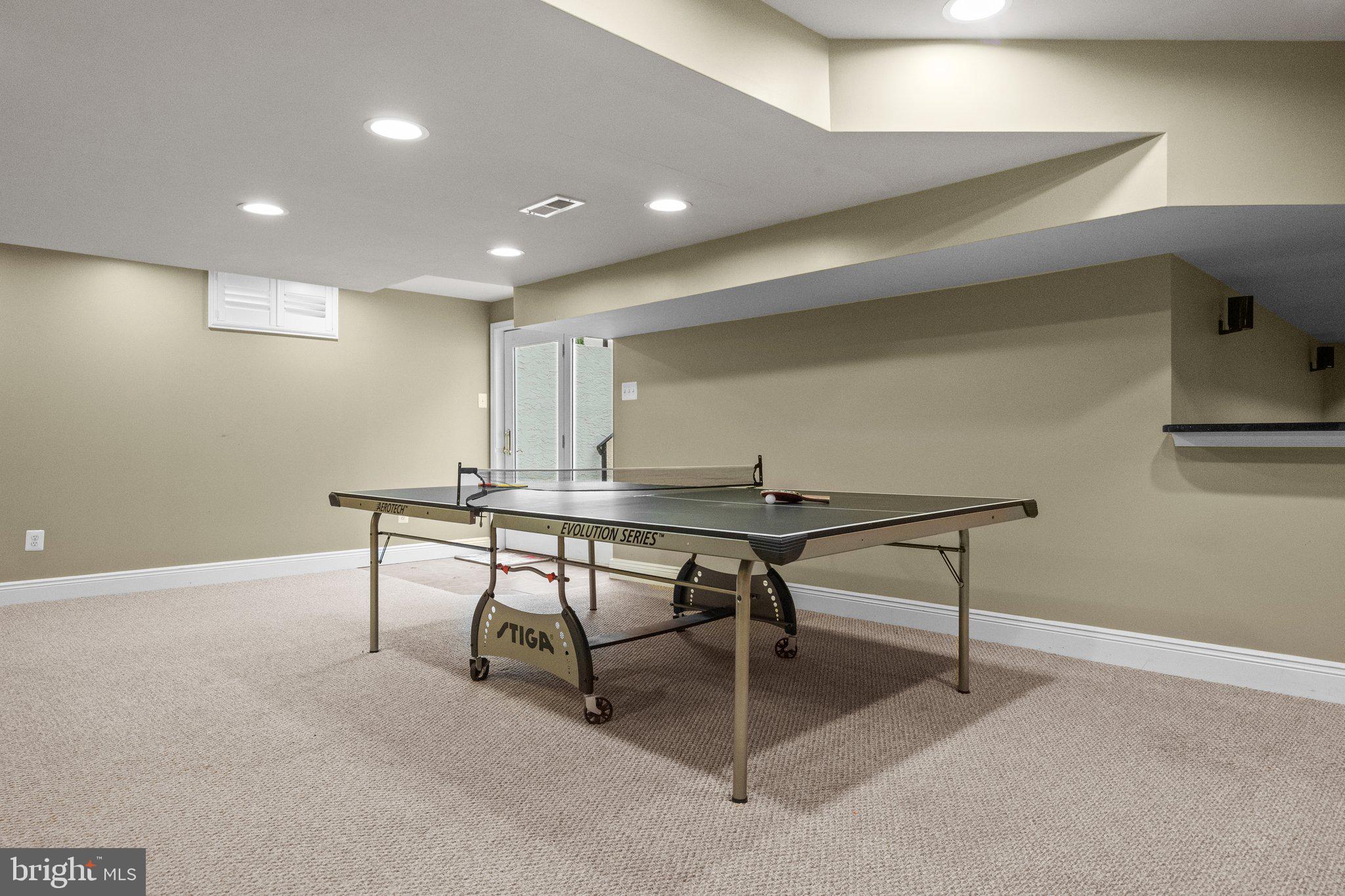 NORTHAMPTON HUNT - Residential