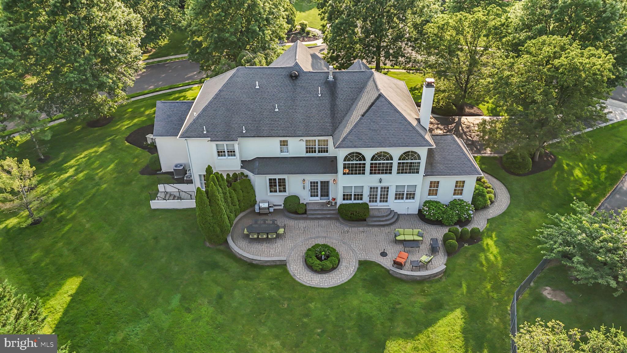 NORTHAMPTON HUNT - Residential