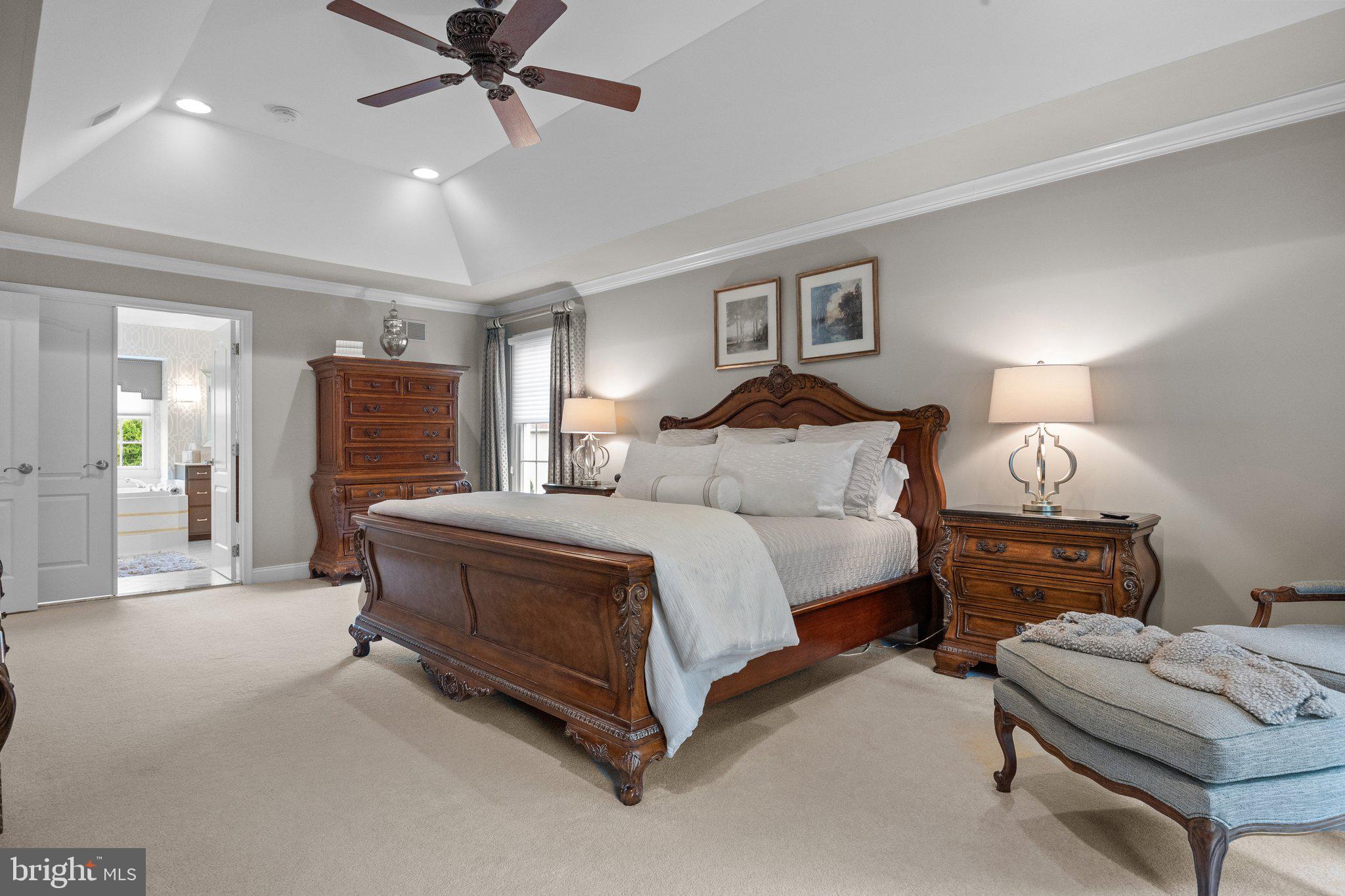 NORTHAMPTON HUNT - Residential