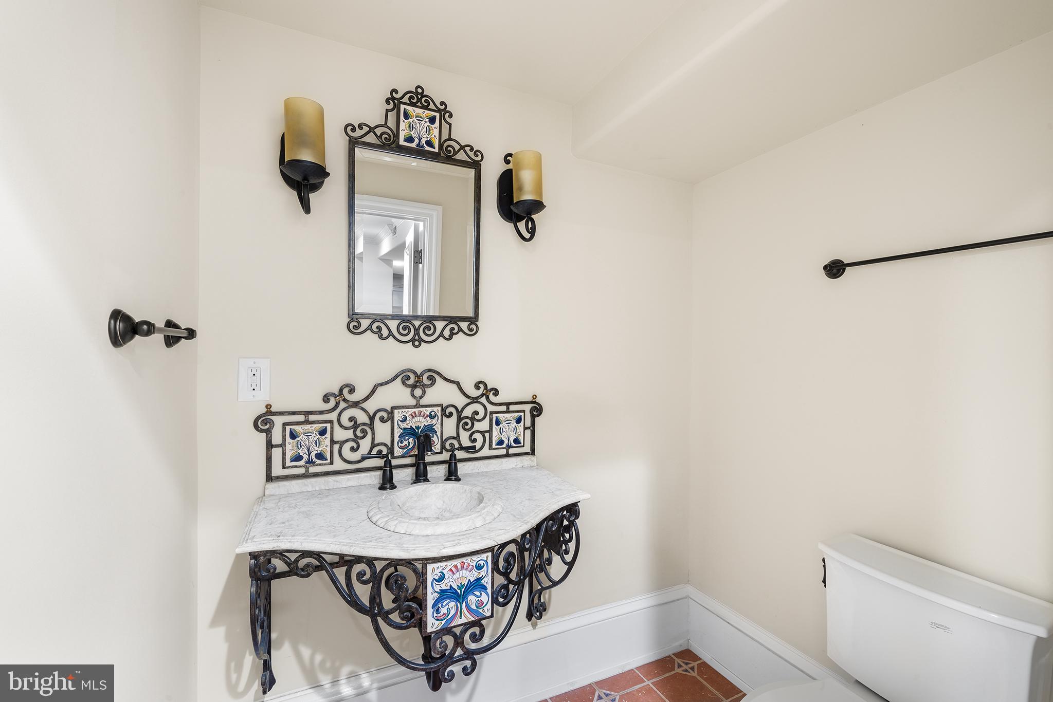 BELLA VISTA - Residential