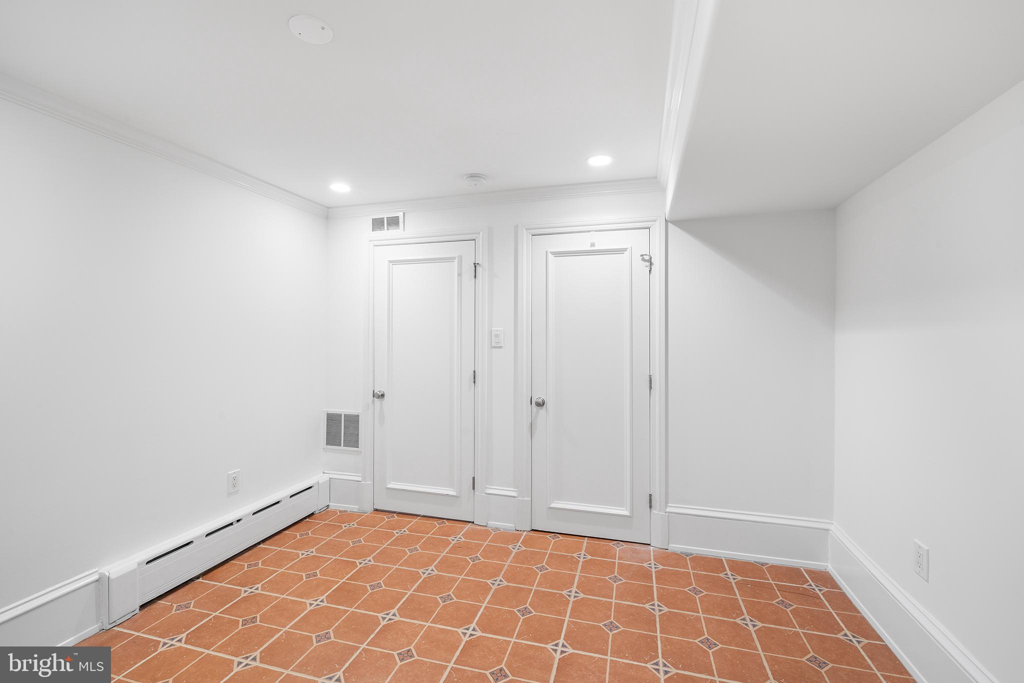 BELLA VISTA - Residential