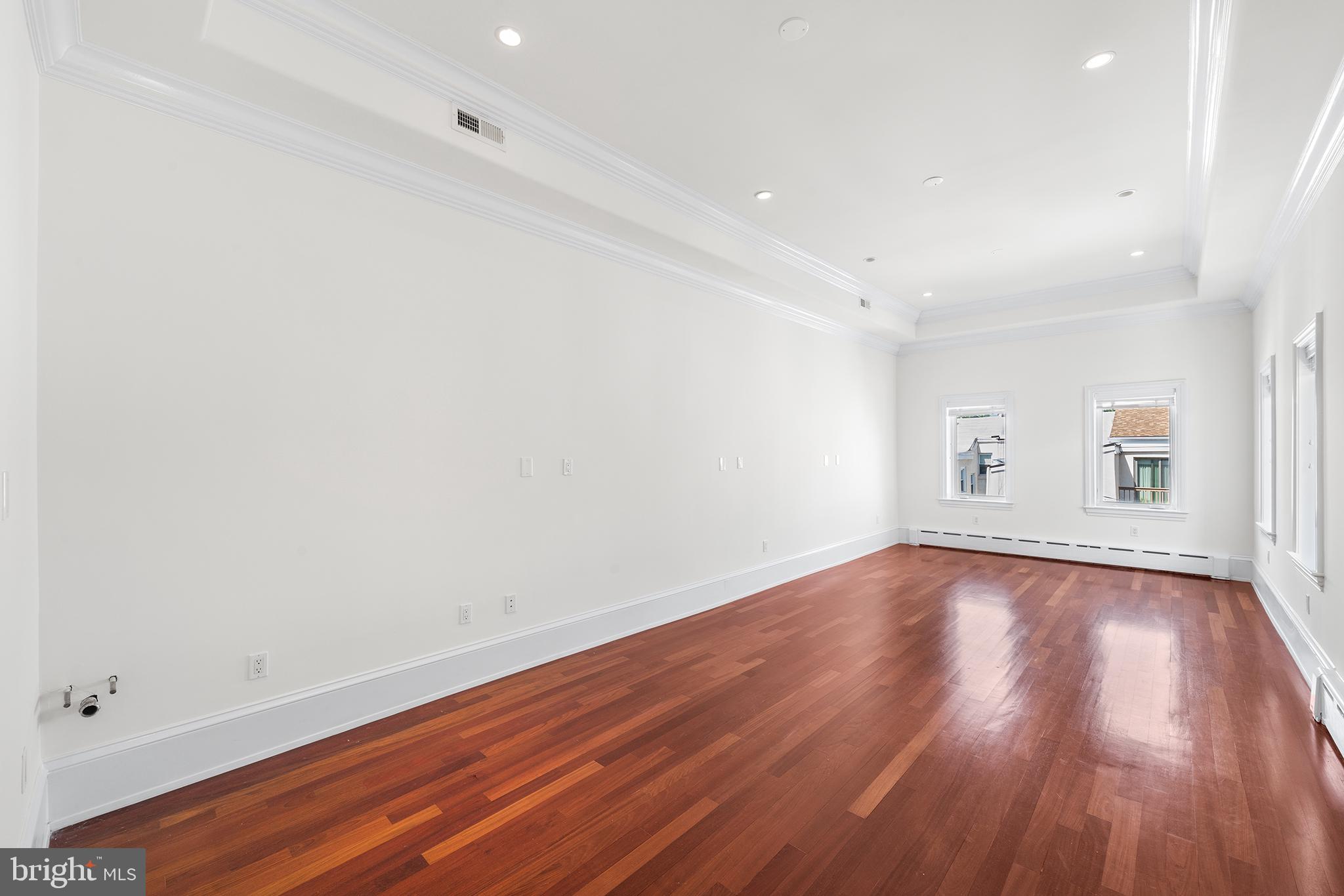 BELLA VISTA - Residential