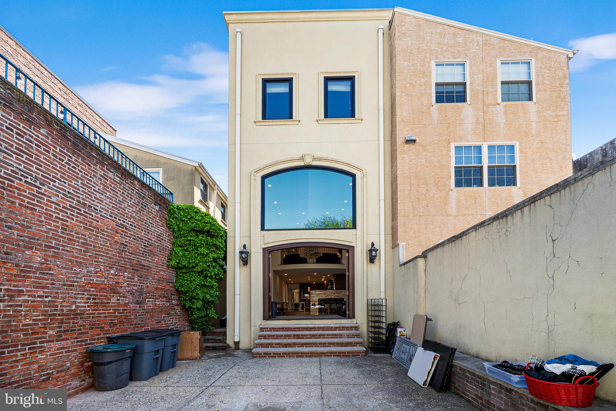 BELLA VISTA - Residential